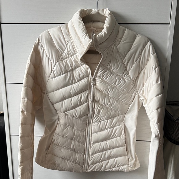 Fabletics Quilted Jacket - Picture 4 of 5